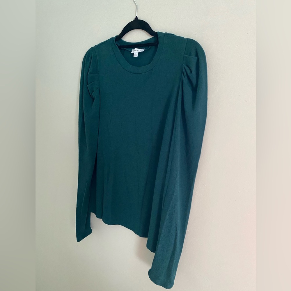 White Birch | Long sleeve Green shirt